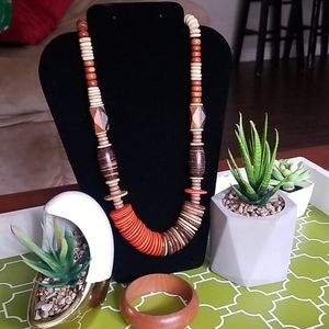 Wood set of necklace and bangle